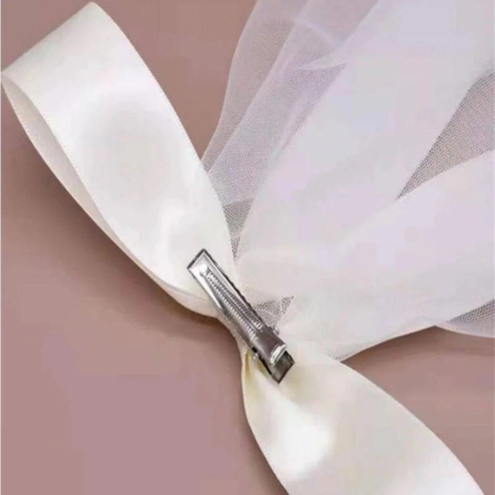 Minimalist beach boho bride wedding bow veil